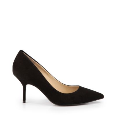 Buffalo Pumps aus schwarzem Veloursleder