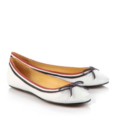 Buffalo Ballerina aus Leder