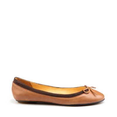 Buffalo Ballerina aus braunem Leder