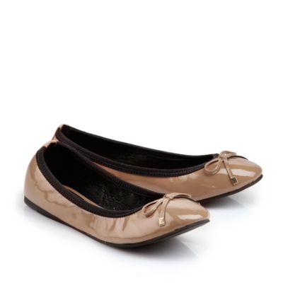 Buffalo Ballerina in Lacklederoptik