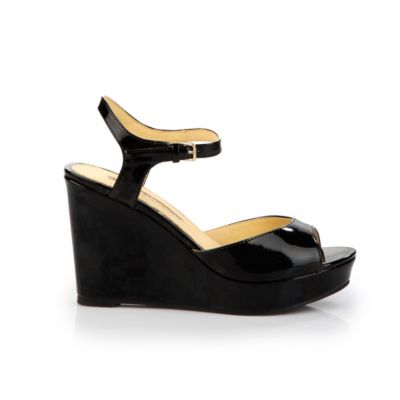 Buffalo Keilsandalette in Lacklederoptik