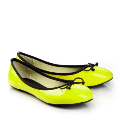Buffalo Ballerina aus Lackleder