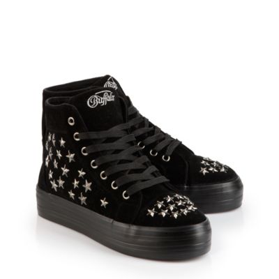 Buffalo Sneaker mit dekorativen Sternchen