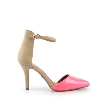 Buffalo Pumps in beige-farbener Lederoptik
