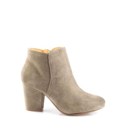 Buffalo Ankle Boots aus Veloursleder