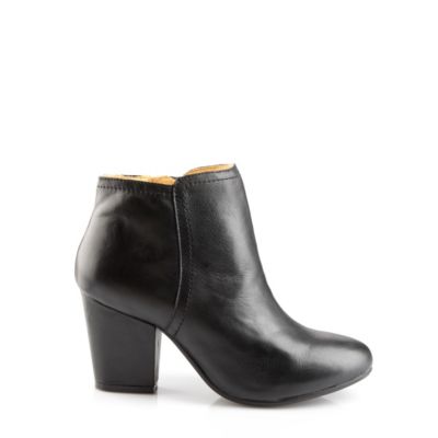 Buffalo Ankle Boots aus Leder