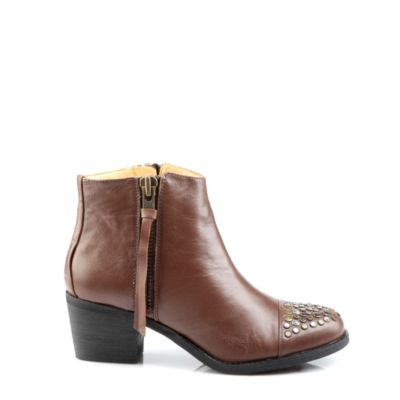Buffalo Stiefelette aus Leder mit Nieten