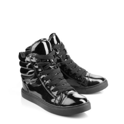 Buffalo Sneaker in Lacklederoptik