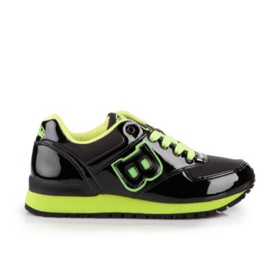 Buffalo Sneaker in schwarzer Lacklederoptik