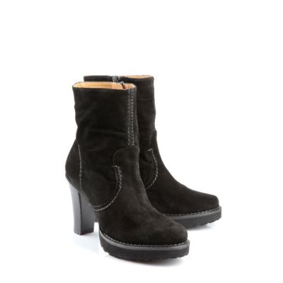 Buffalo Stiefelette aus schwarzem Veloursleder